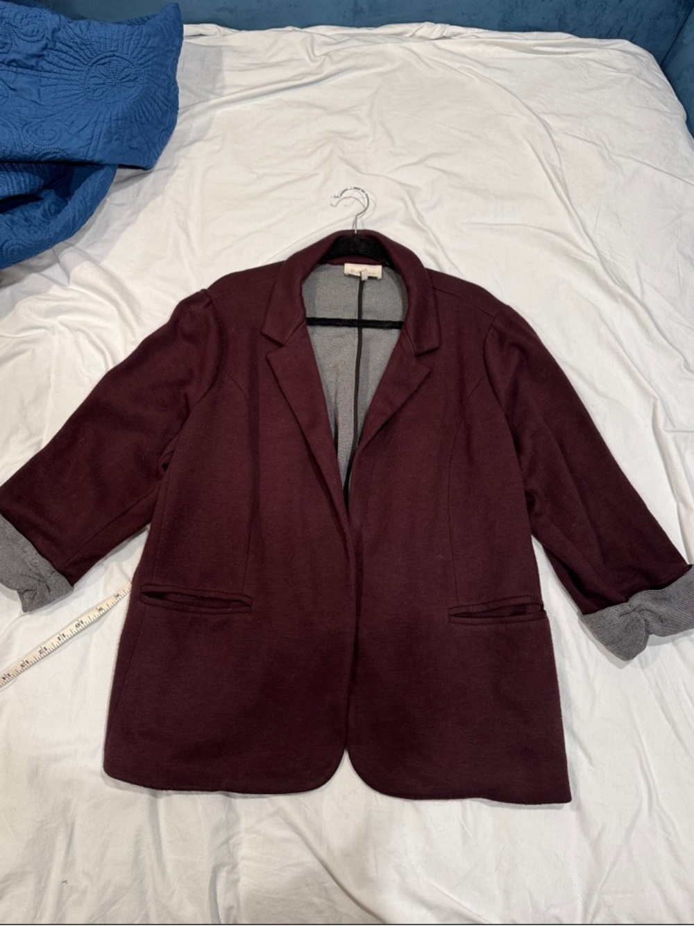 Skies Are Blue Burgundy Open-Front Blazer